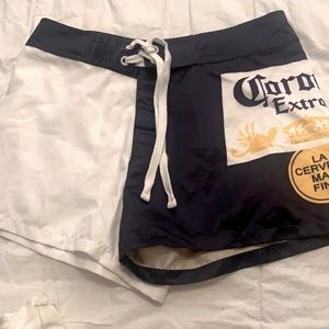 Corona shorts